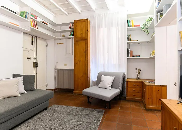 Daire Near Piazza Navona By Ndp Rent