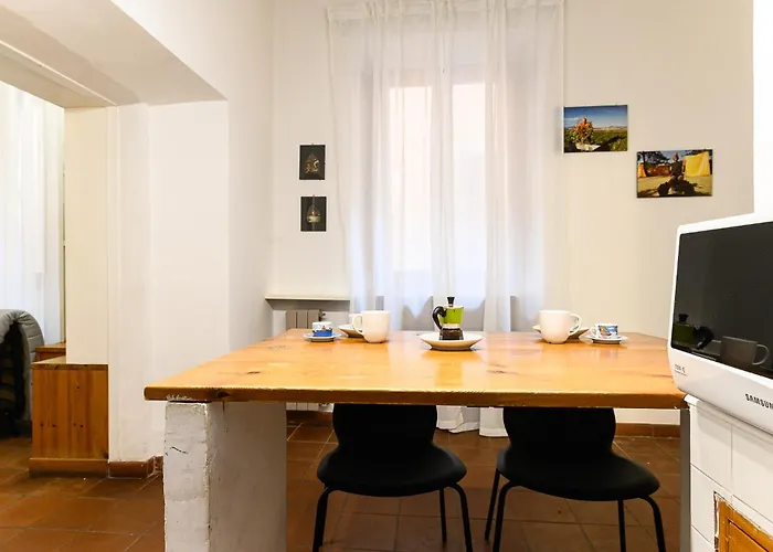 Daire Near Piazza Navona By Ndp Rent *