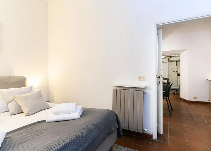 Daire Near Piazza Navona By Ndp Rent